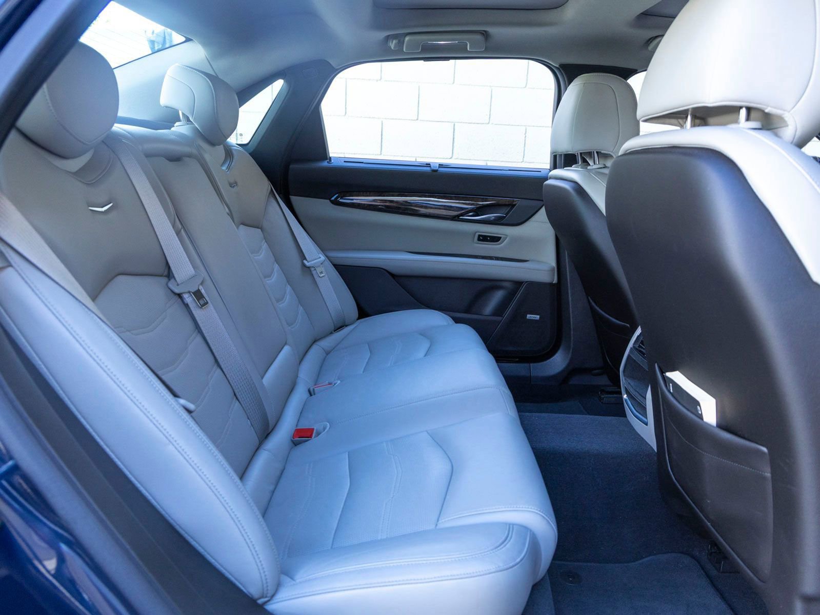 Used 2016 Cadillac CT6 Luxury image 25