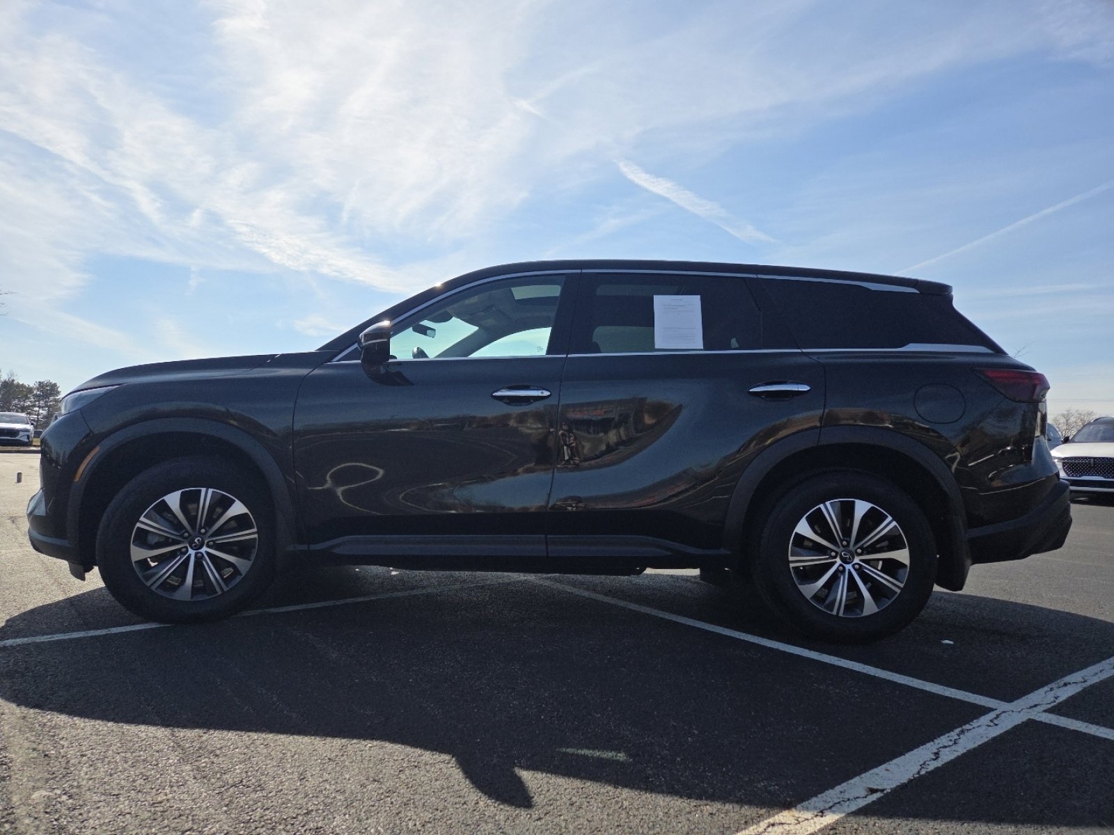 Used 2023 INFINITI QX60 Pure image 14