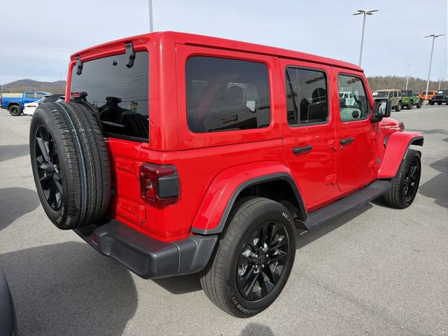 Used 2025 Jeep Wrangler Sahara 4xe image 6