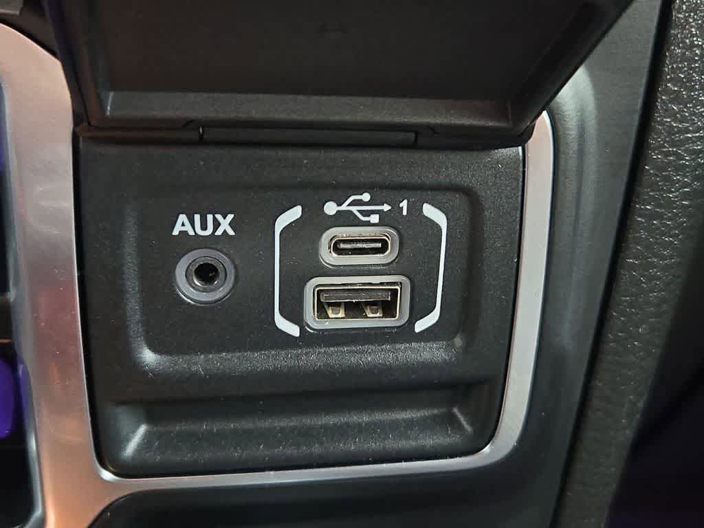 Used 2024 Jeep Gladiator Sport AWD/4WD image 30