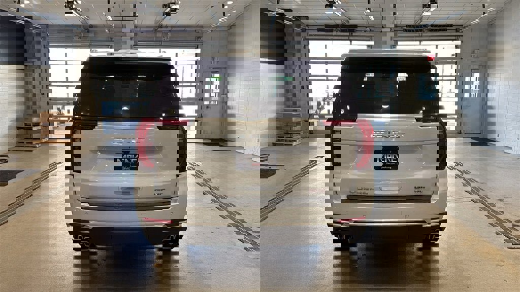 New 2026 GMC Yukon XL Denali w/ Sun & Power Step Package image 6