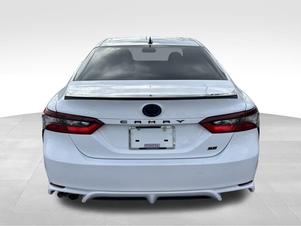 Used 2022 Toyota Camry SE image 4