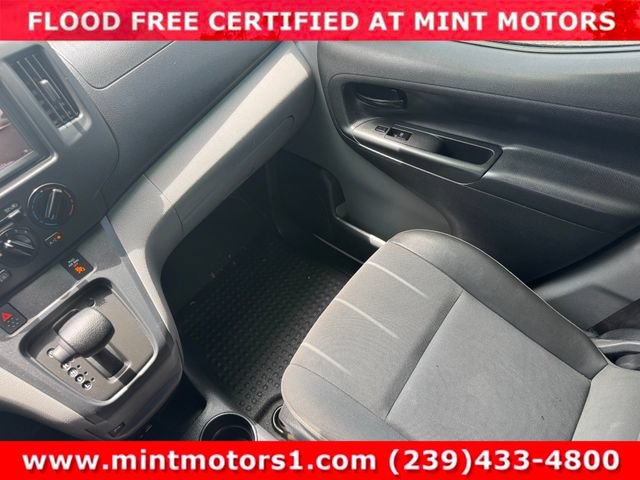 Used 2020 Nissan NV200 SV FWD image 22
