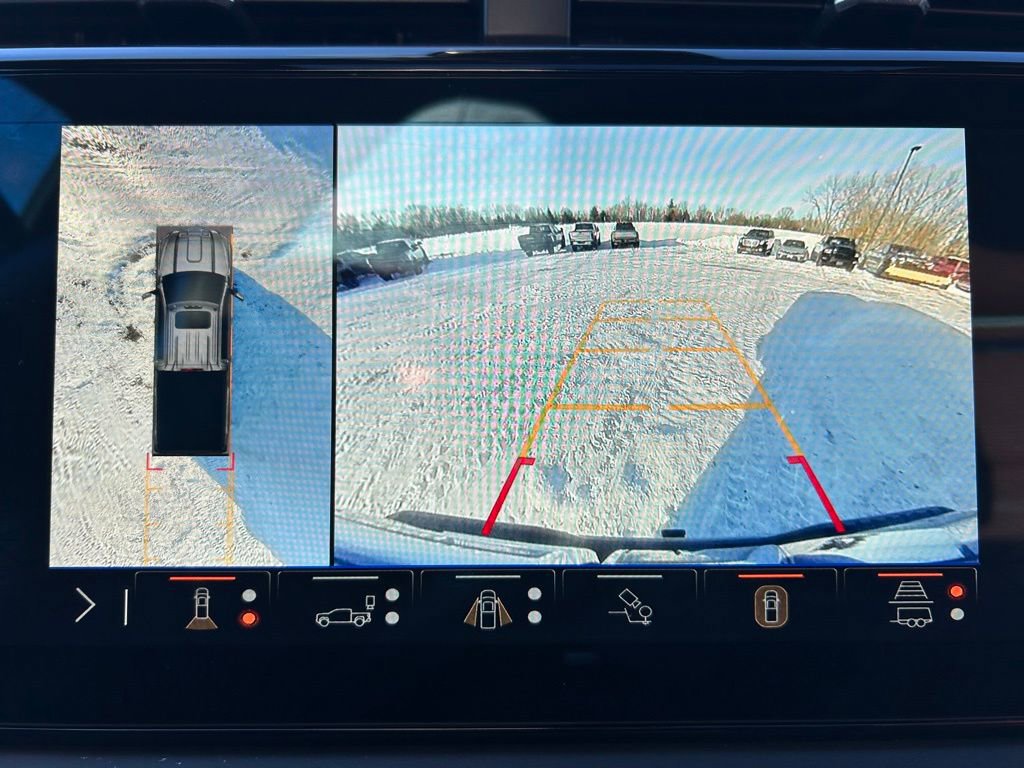 Used 2024 GMC Sierra 2500 Denali Ultimate image 10