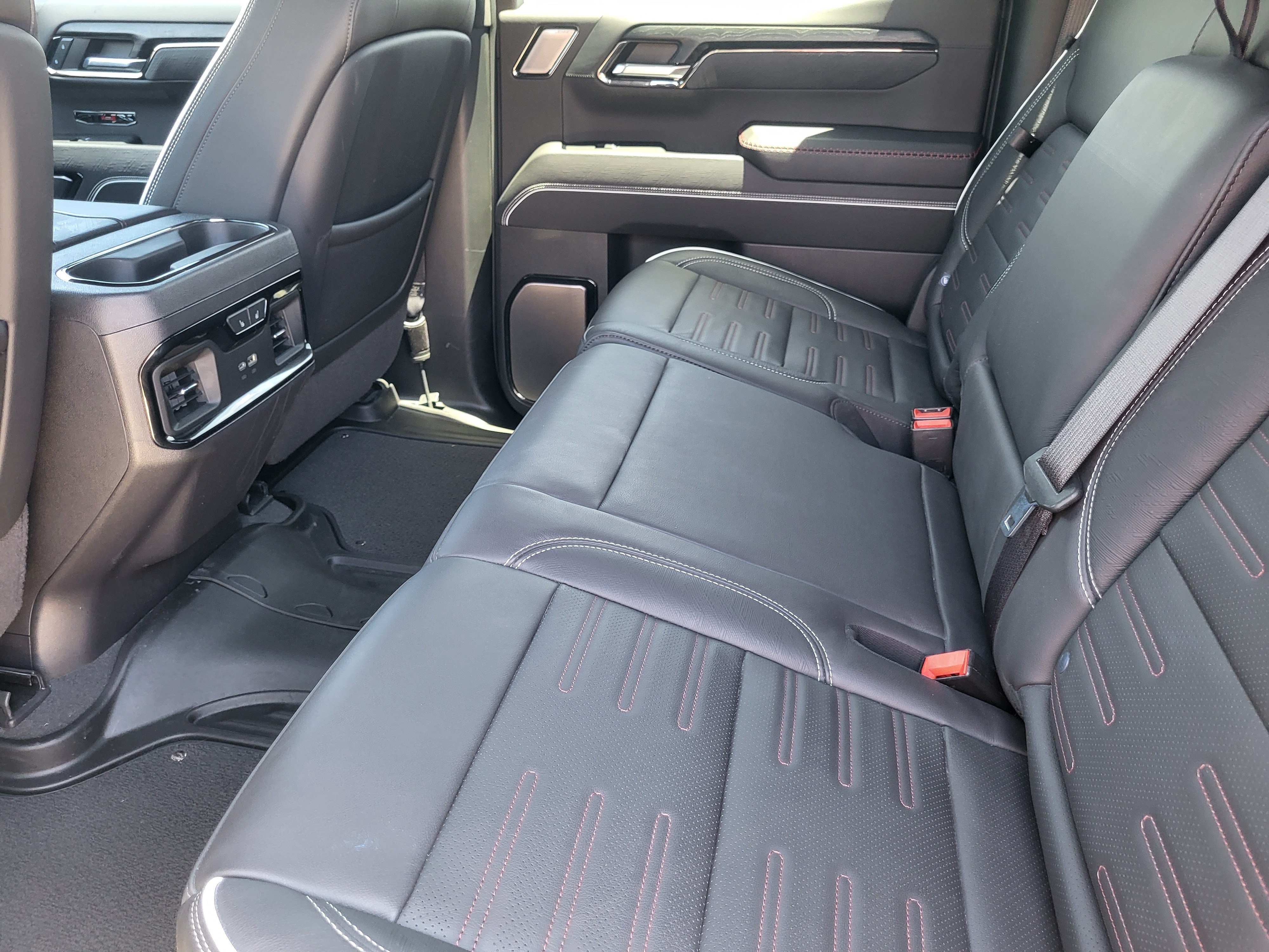 Used 2024 GMC Sierra 1500 AT4X AWD/4WD image 24