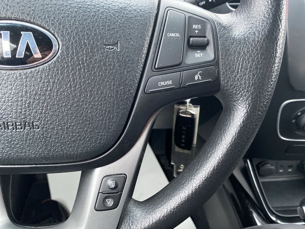 Used 2015 Kia Sorento LX image 25