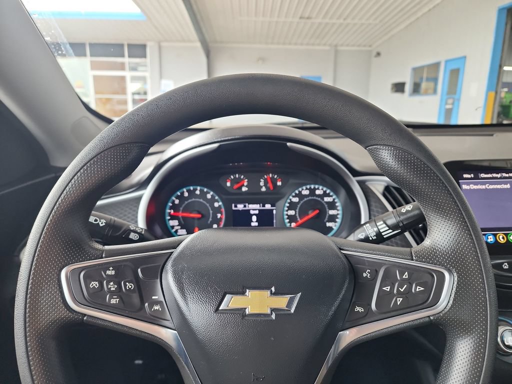 Used 2024 Chevrolet Malibu LT FWD image 20