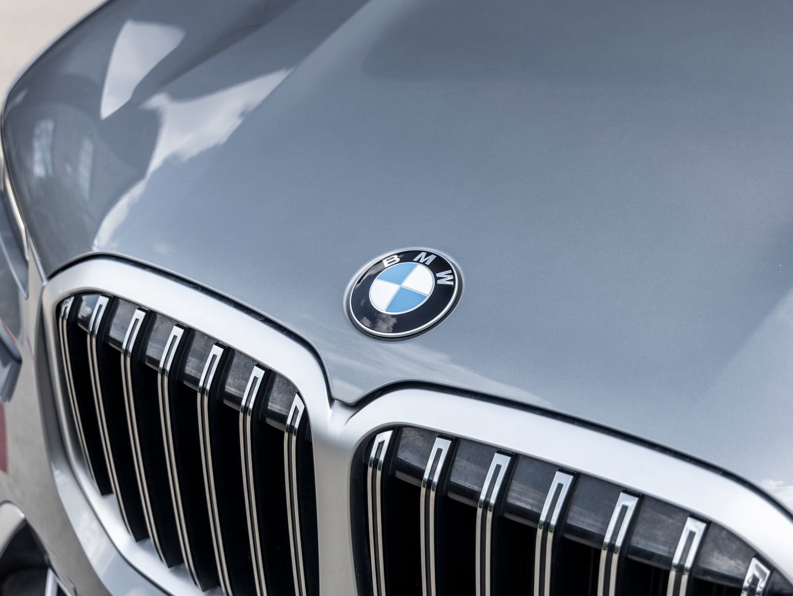 Used 2023 BMW X7 xDrive40i w/ Premium Package image 16