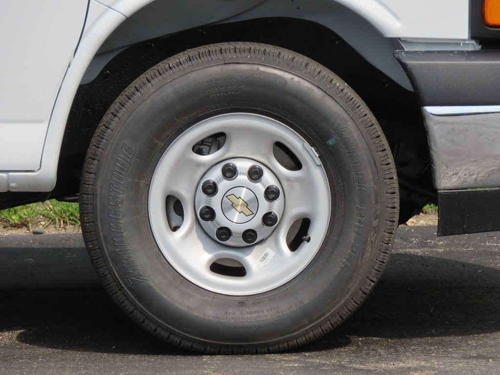 New 2025 Chevrolet Express 3500 w/ Power Convenience Package image 14