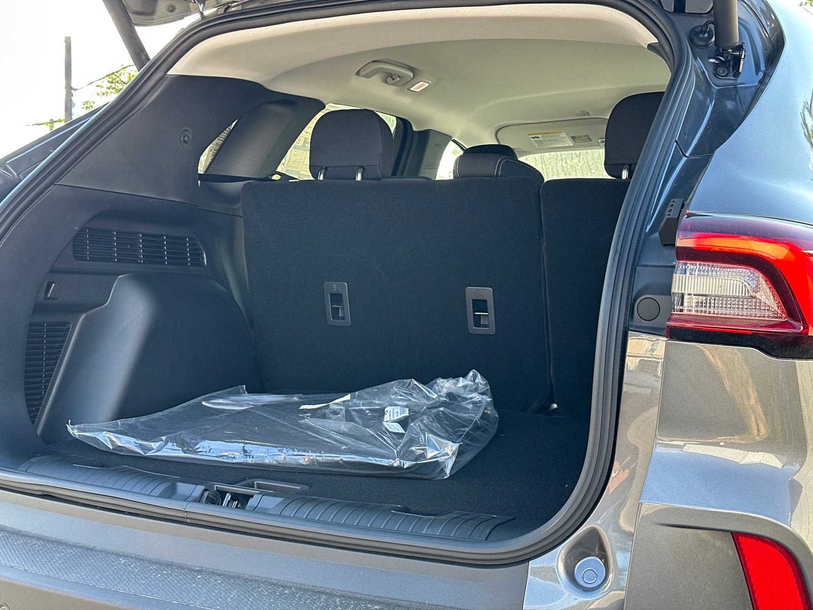 New 2025 Ford Escape Active w/ Tech Pack #1 image 8