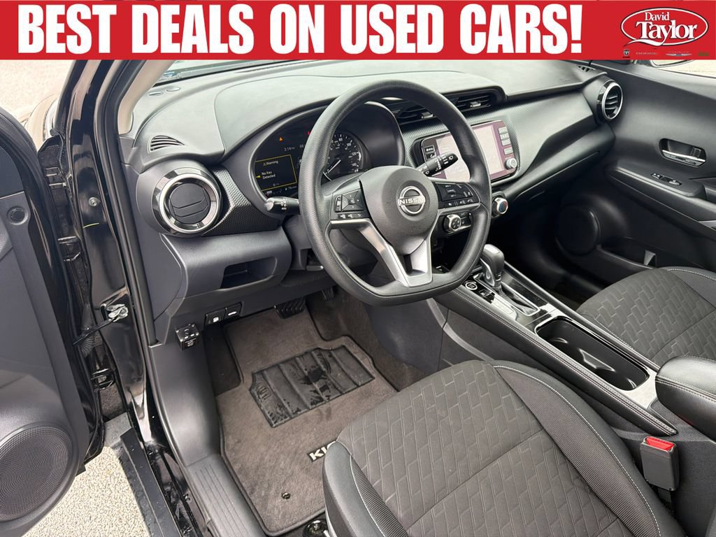 Used 2023 Nissan Kicks SV FWD image 12