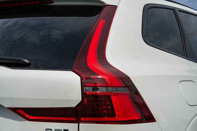 New 2026 Volvo XC60 B5 Ultra w/ Protection Package Premier image 8