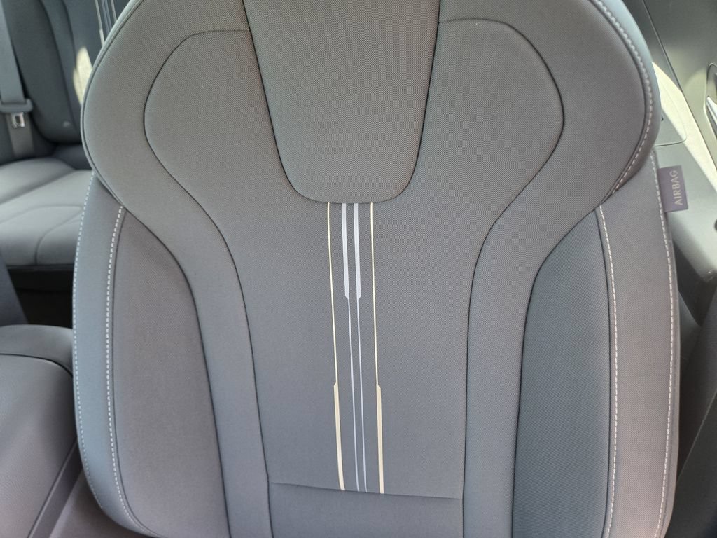 Used 2024 Hyundai Elantra SEL FWD image 15