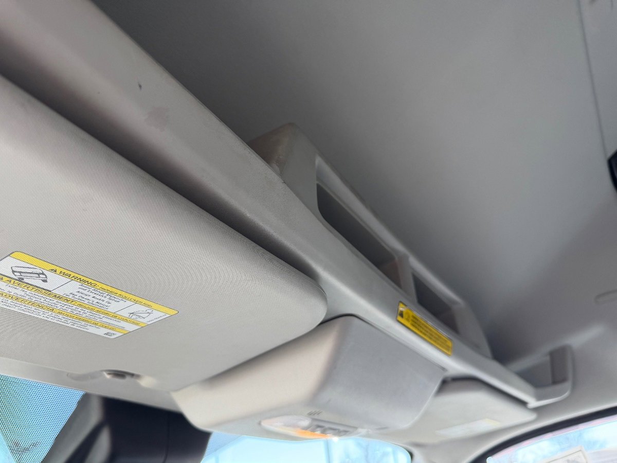 Used 2018 Ford Transit 250 148 High Roof Extended RWD image 20