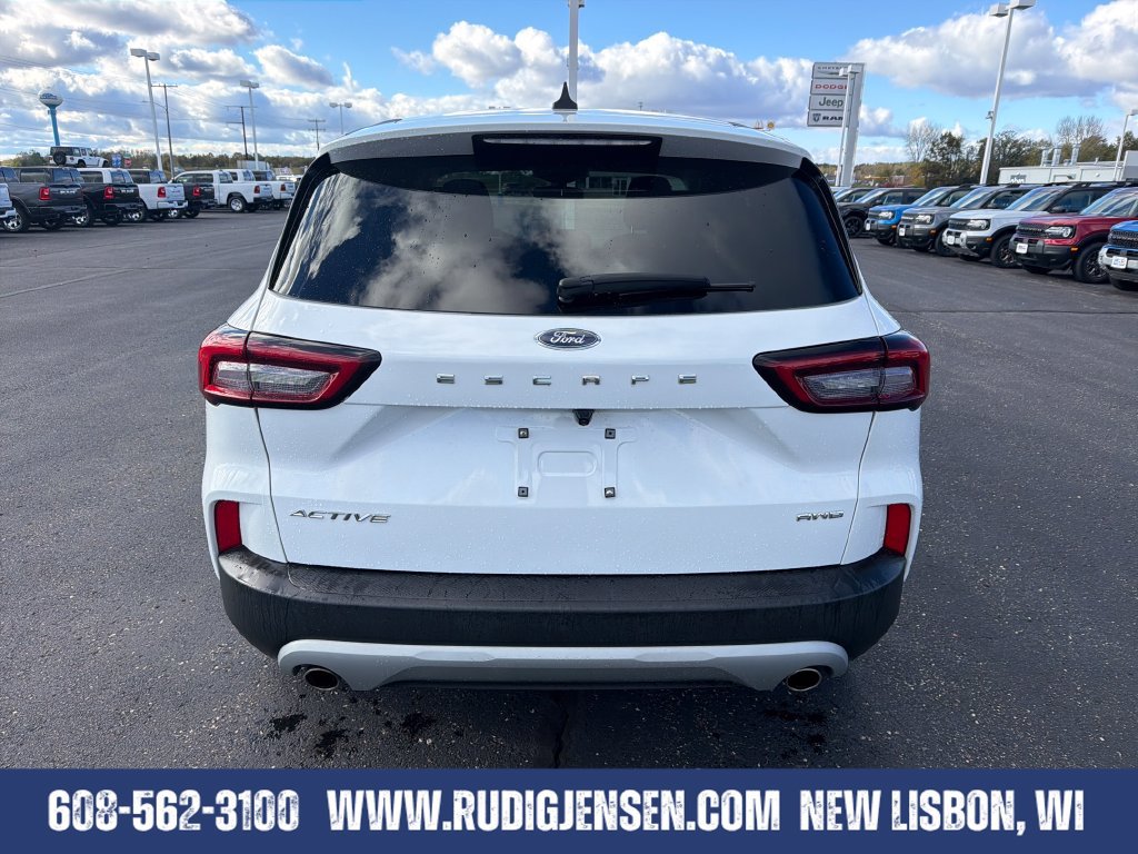 Used 2025 Ford Escape Active AWD/4WD image 4
