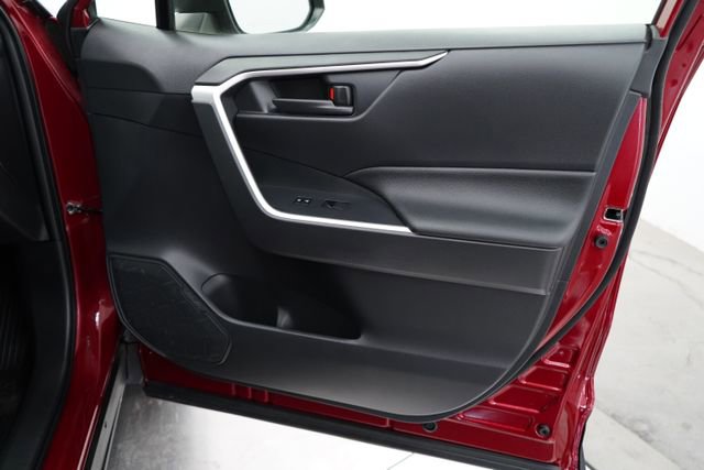 Used 2023 Toyota RAV4 LE image 60