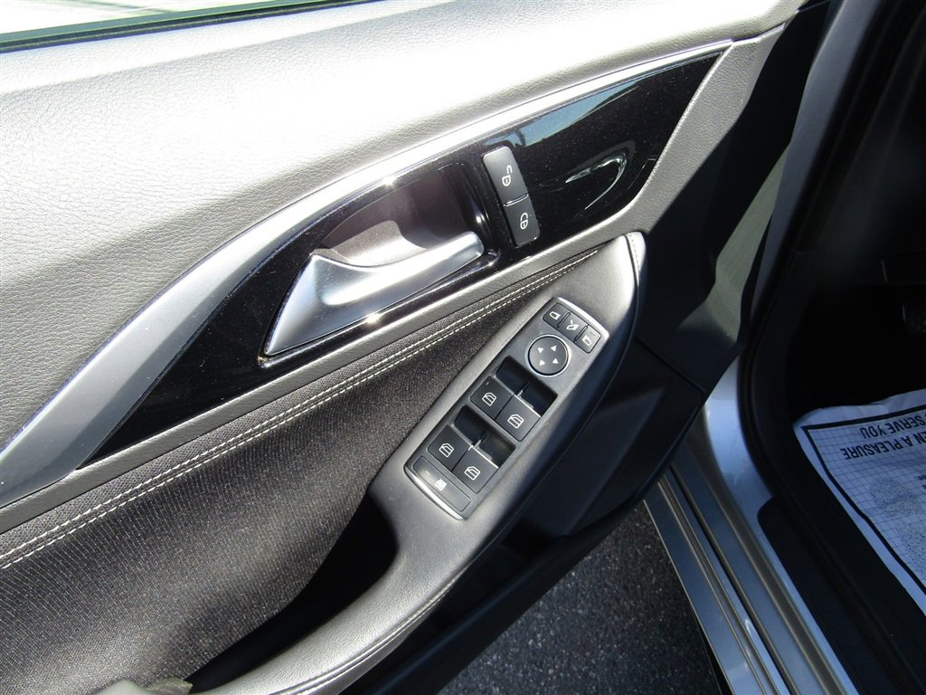 Used 2018 INFINITI QX30 image 13