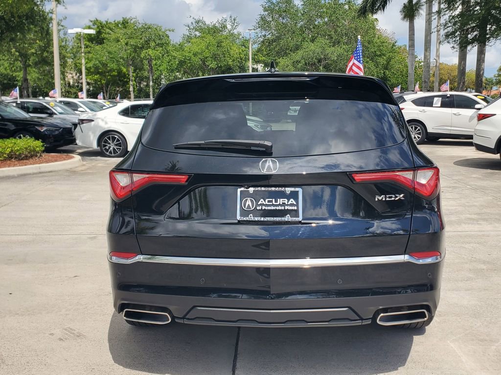 Certified 2024 Acura MDX FWD w/ Technology Package image 6