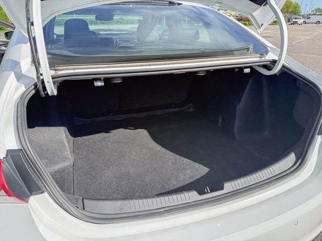 Used 2024 Chevrolet Malibu LT image 7