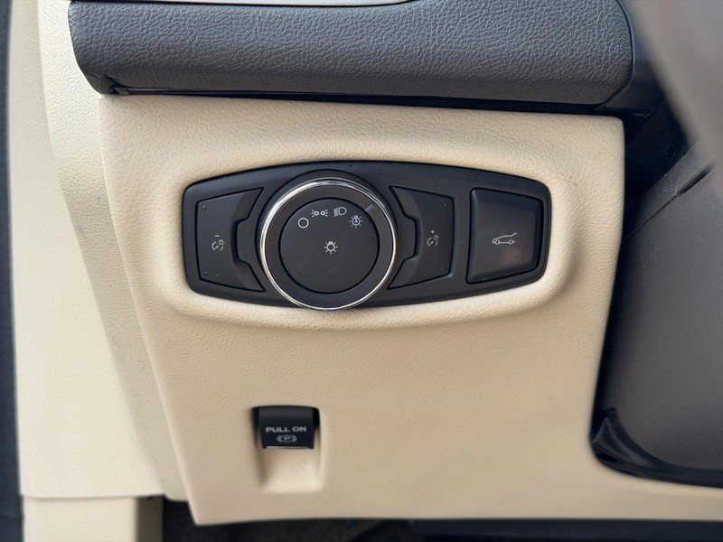 Used 2015 Lincoln MKZ w/ Equipment Group 102A Reserve image 19