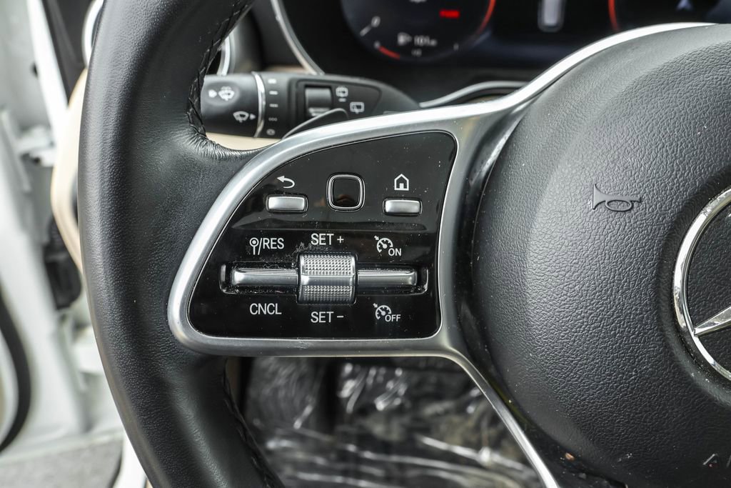 Used 2022 Mercedes-Benz GLC 300 4MATIC image 19