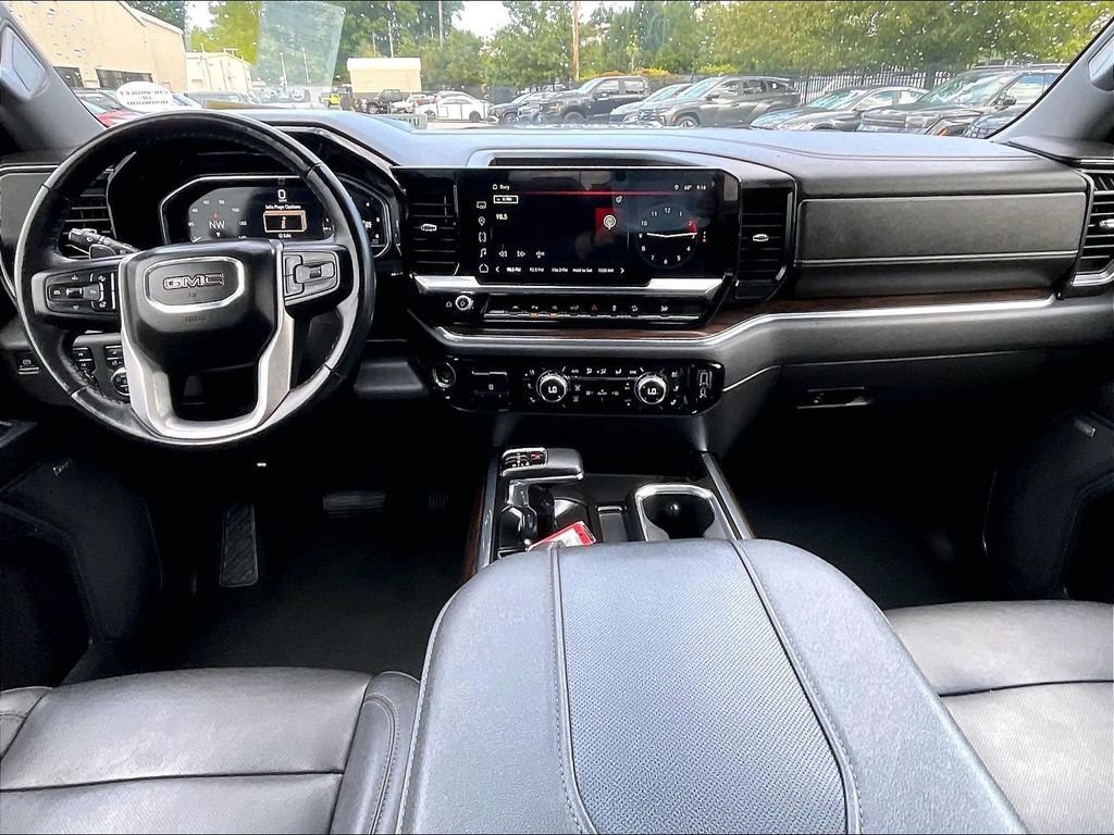 Used 2023 GMC Sierra 1500 SLT w/ SLT Premium Package AWD/4WD image 21