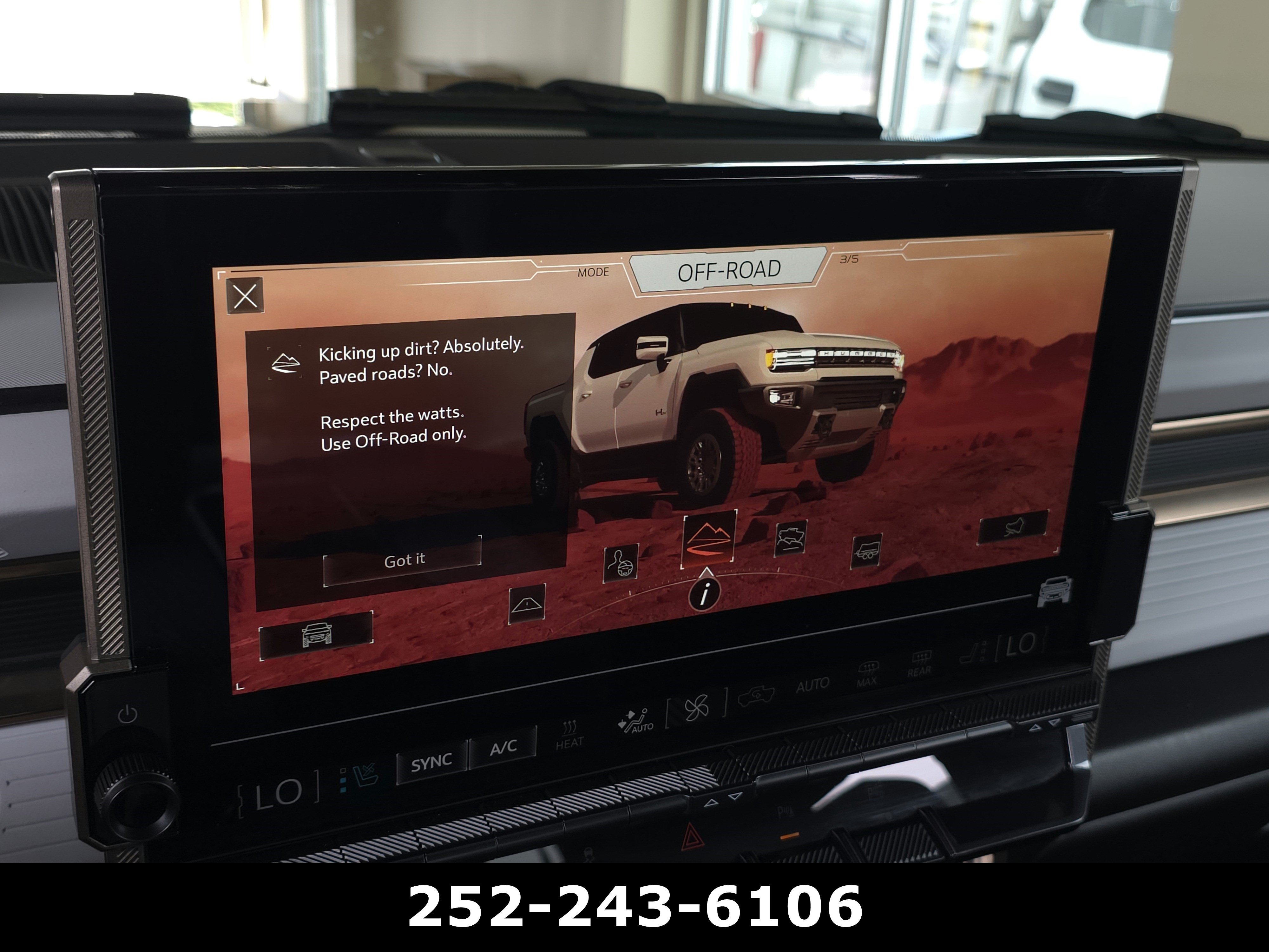 Used 2025 GMC Hummer EV 3X AWD/4WD image 22