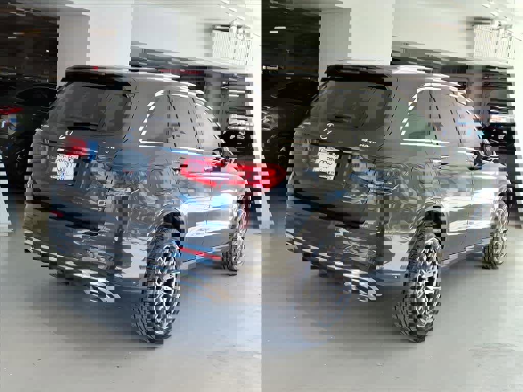 Used 2022 Mercedes-Benz GLC 300 4MATIC image 4