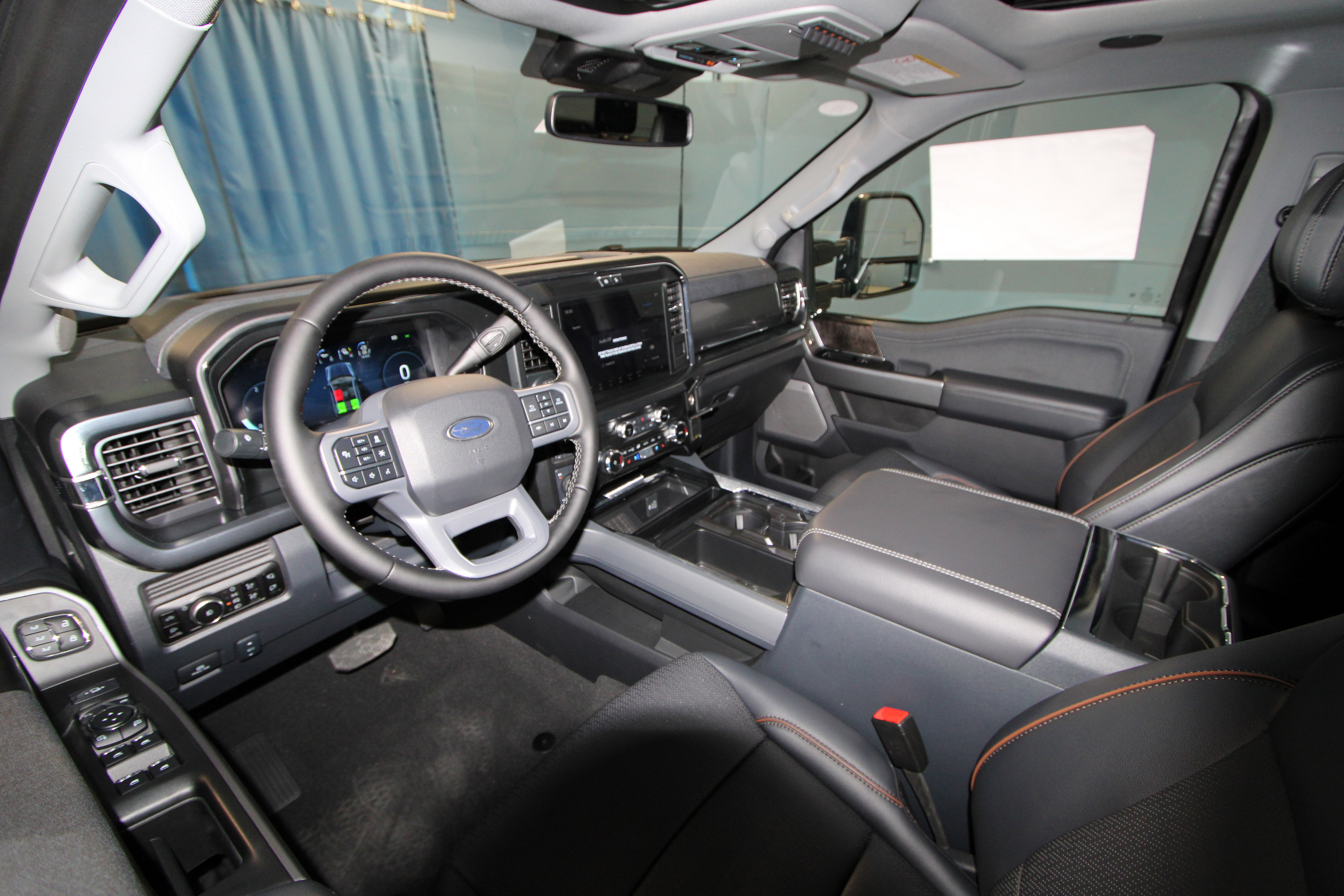 New 2025 Ford F250 Lariat w/ Lariat Ultimate Package AWD/4WD image 2