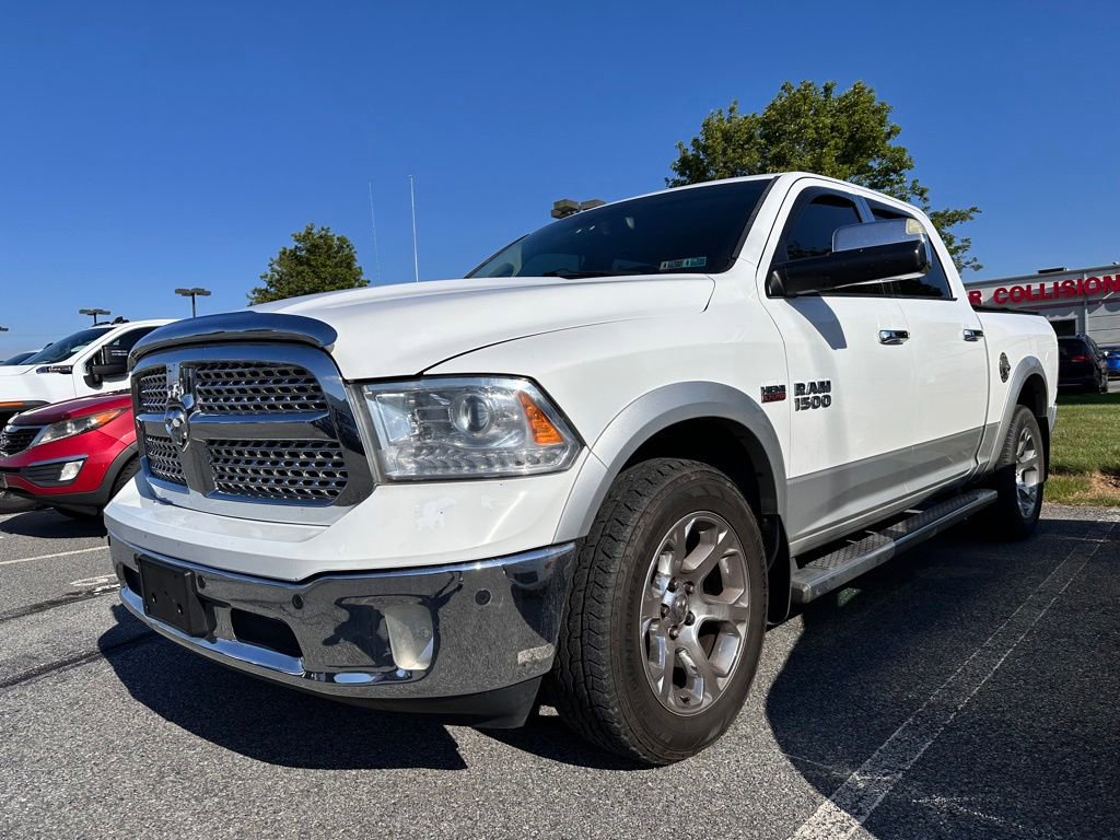 Used 2014 RAM 1500 Laramie w/ Trailer Tow Group AWD/4WD image 2