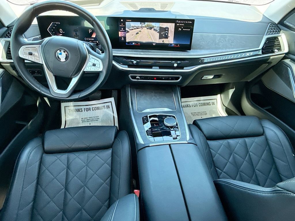 Used 2023 BMW X7 xDrive40i w/ Premium Package image 16