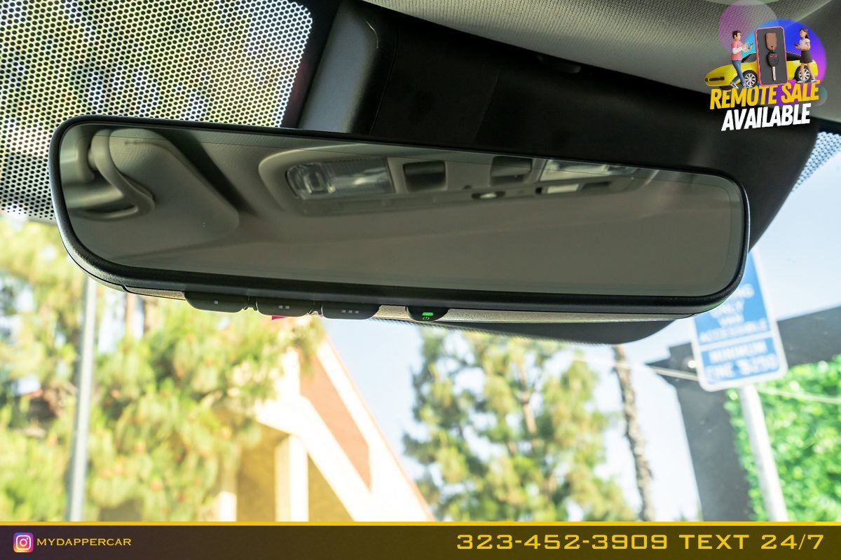 Used 2022 Honda Insight Touring image 32