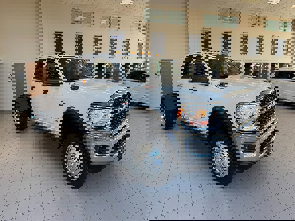 Used 2019 RAM 5500 Tradesman w/ Ambulance Prep Group image 54