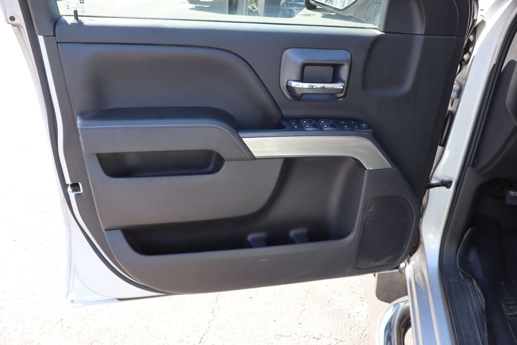 Used 2018 Chevrolet Silverado 1500 LT w/ All Star Edition AWD/4WD image 22