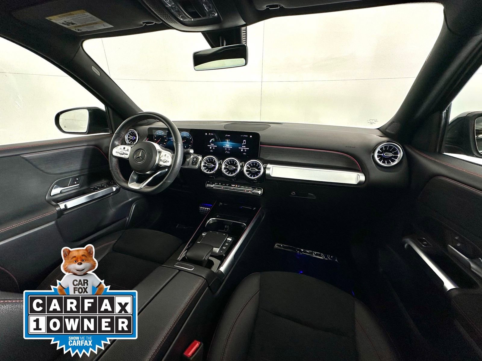 Used 2022 Mercedes-Benz GLB 250 4MATIC image 2