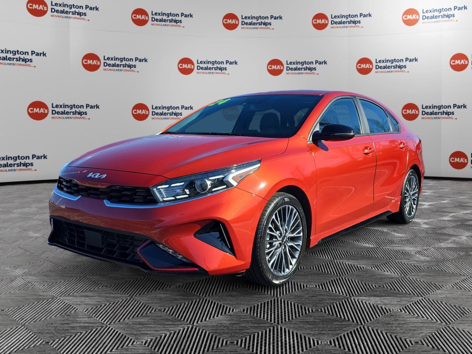 Used 2024 Kia Forte GT-Line w/ GT-Line Premium Package image 3