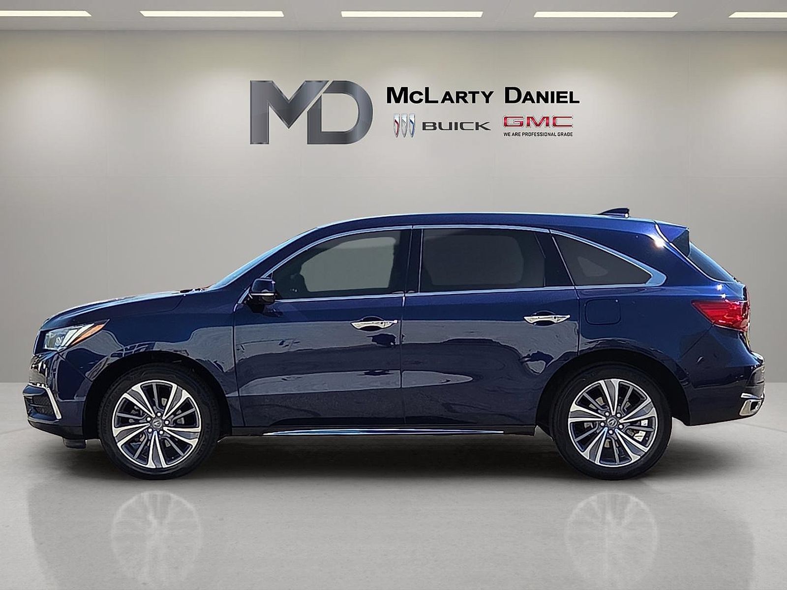 Used 2017 Acura MDX w/ Technology Package AWD/4WD video 2