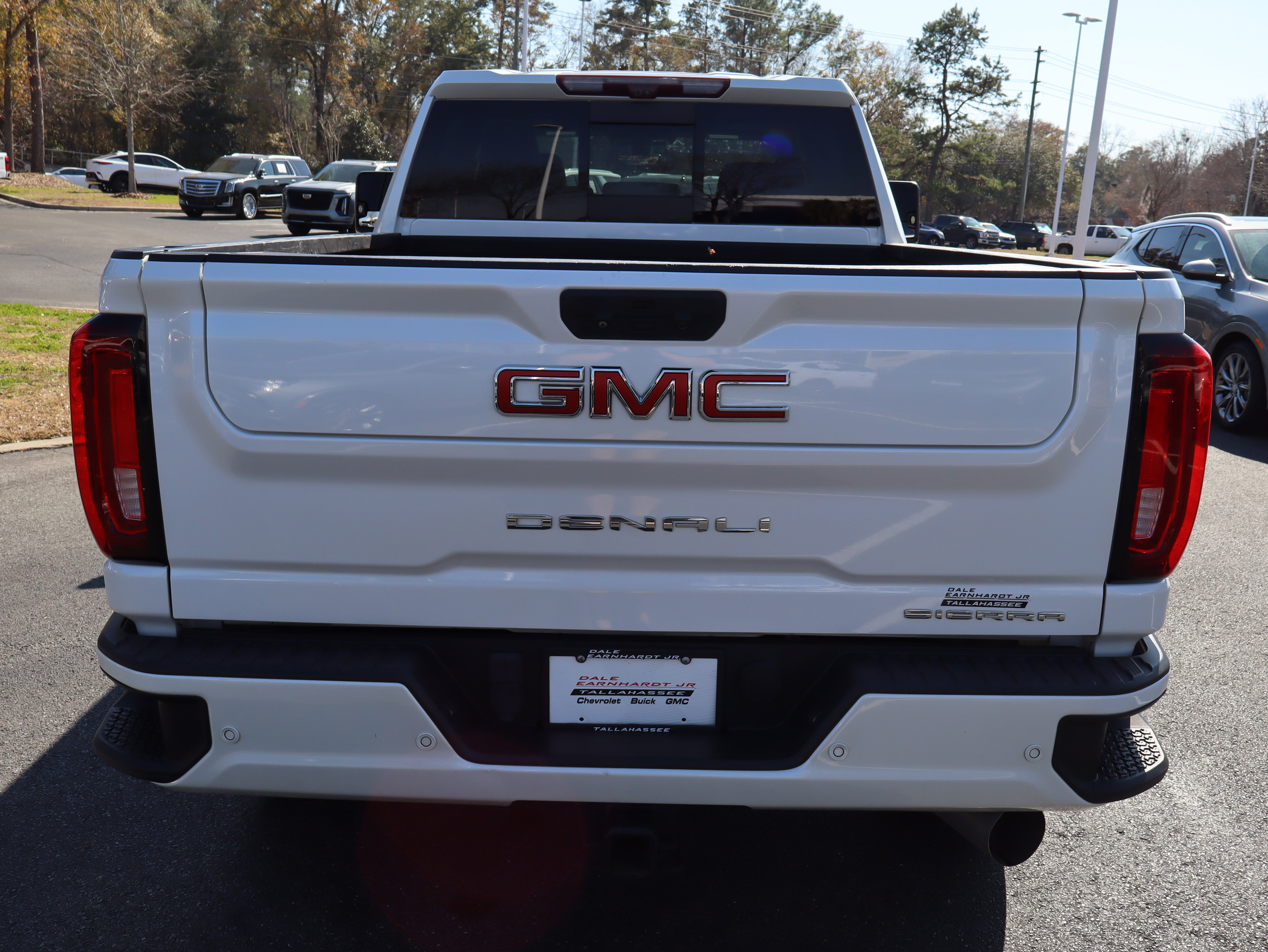 Used 2021 GMC Sierra 2500 Denali w/ Denali Ultimate Package image 9