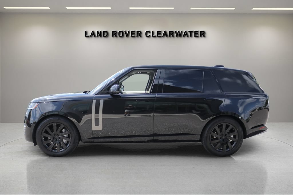 Used 2026 Land Rover Range Rover Long Wheelbase SE AWD/4WD image 2