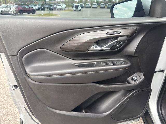 Used 2018 GMC Terrain SLT w/ Preferred Package FWD image 9