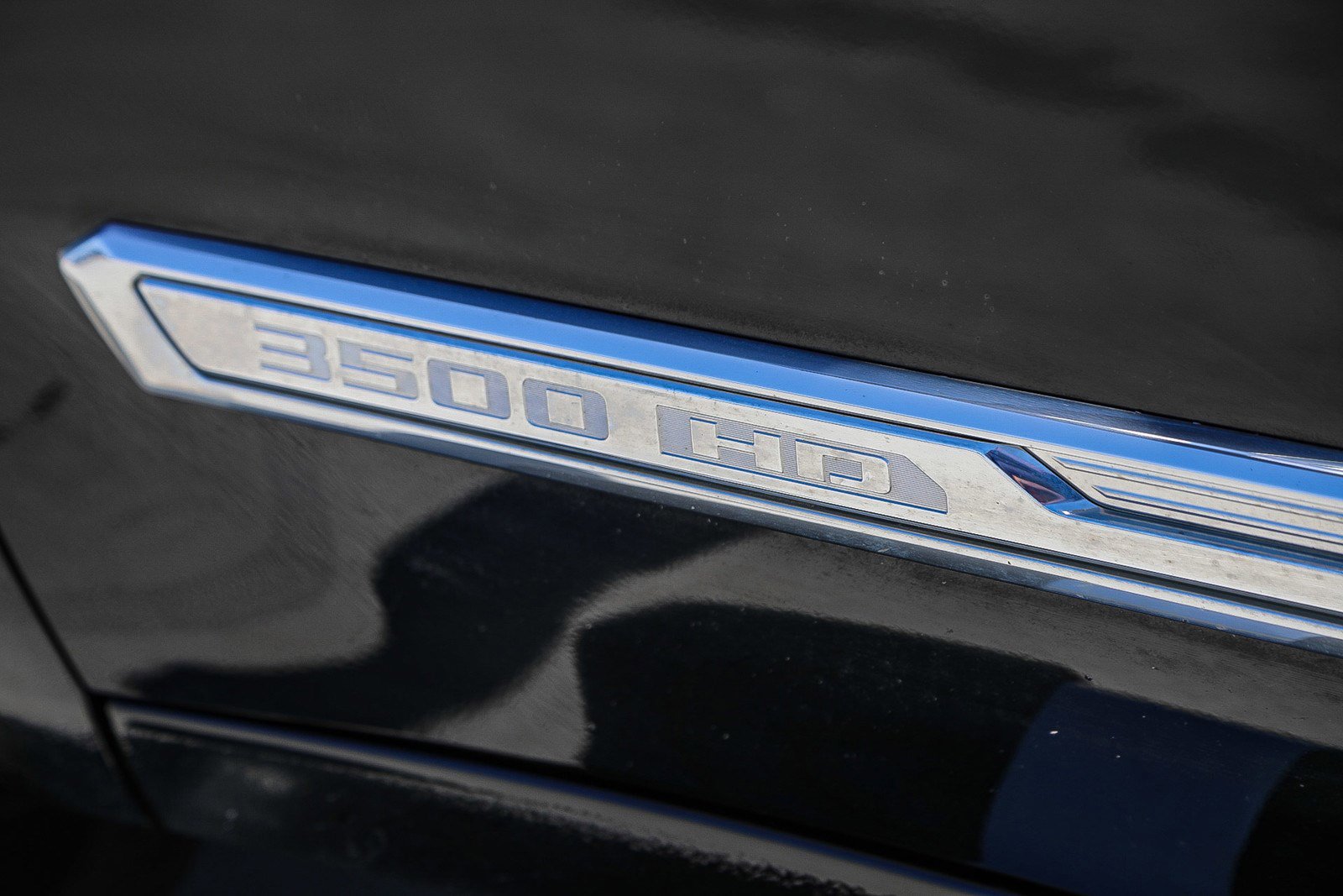 Used 2024 Chevrolet Silverado 3500 High Country image 25