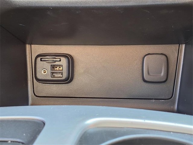 Used 2020 Chevrolet Colorado ZR2 image 9