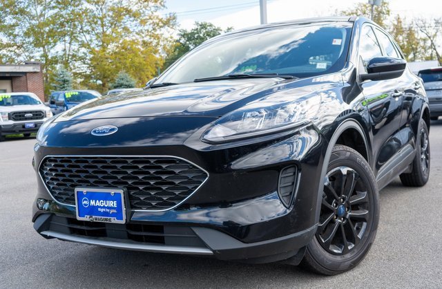 Used 2021 Ford Escape SE w/ Cold Weather Package