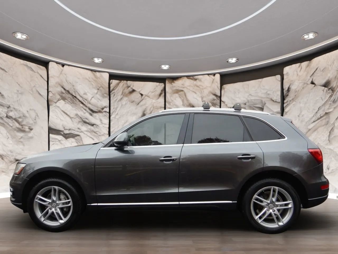 Used 2016 Audi Q5 2.0T Premium w/ Audi MMI Navigation Plus image 9