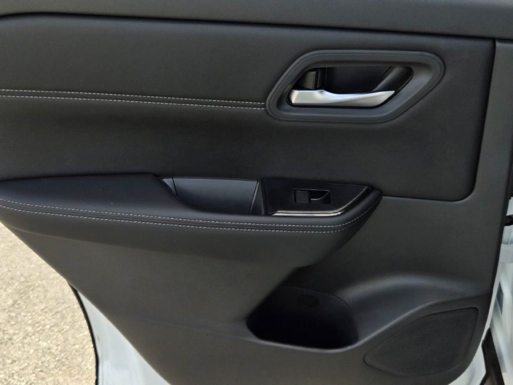 New 2026 Nissan Rogue Dark Armor FWD image 12