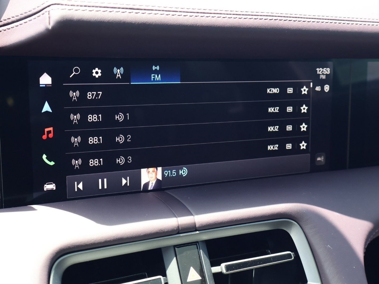 New 2026 Porsche Taycan 4S AWD/4WD image 17