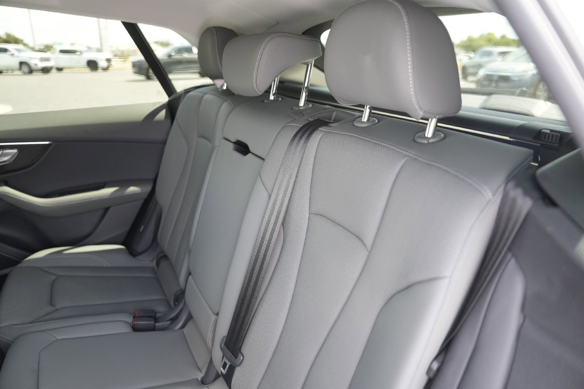 Certified 2025 Audi Q8 Premium Plus w/ Premium Plus Package image 29