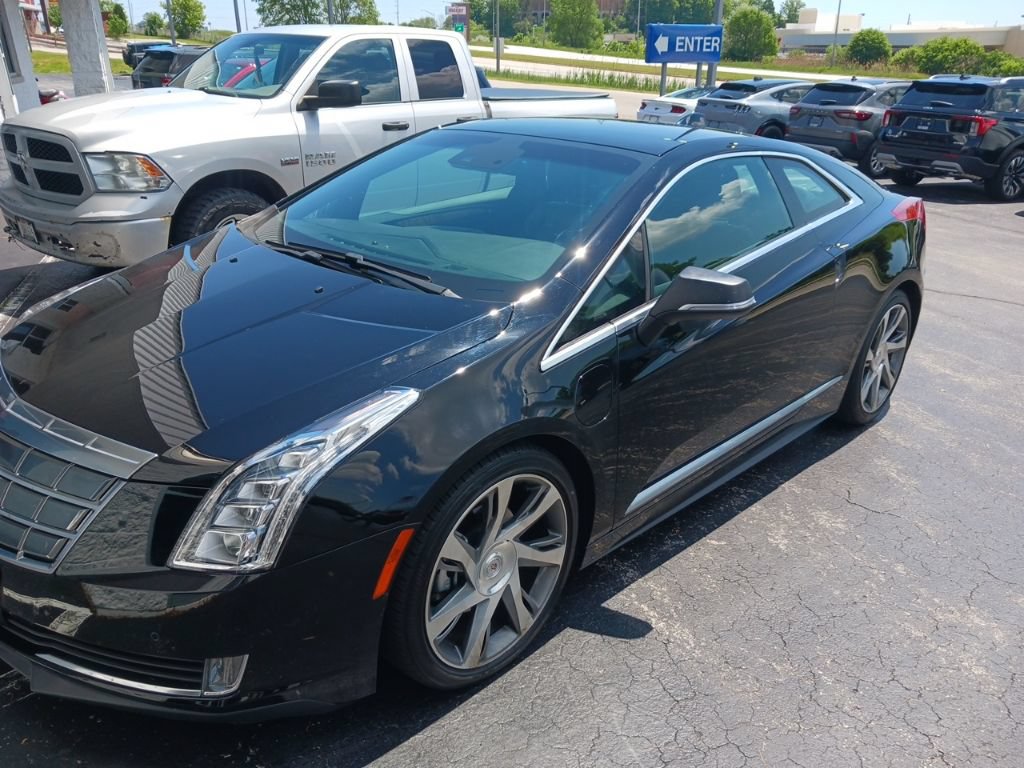 Used 2014 Cadillac ELR w/ Luxury Package FWD image 5