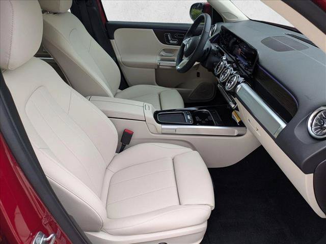 Certified 2026 Mercedes-Benz GLB 250 4MATIC image 22