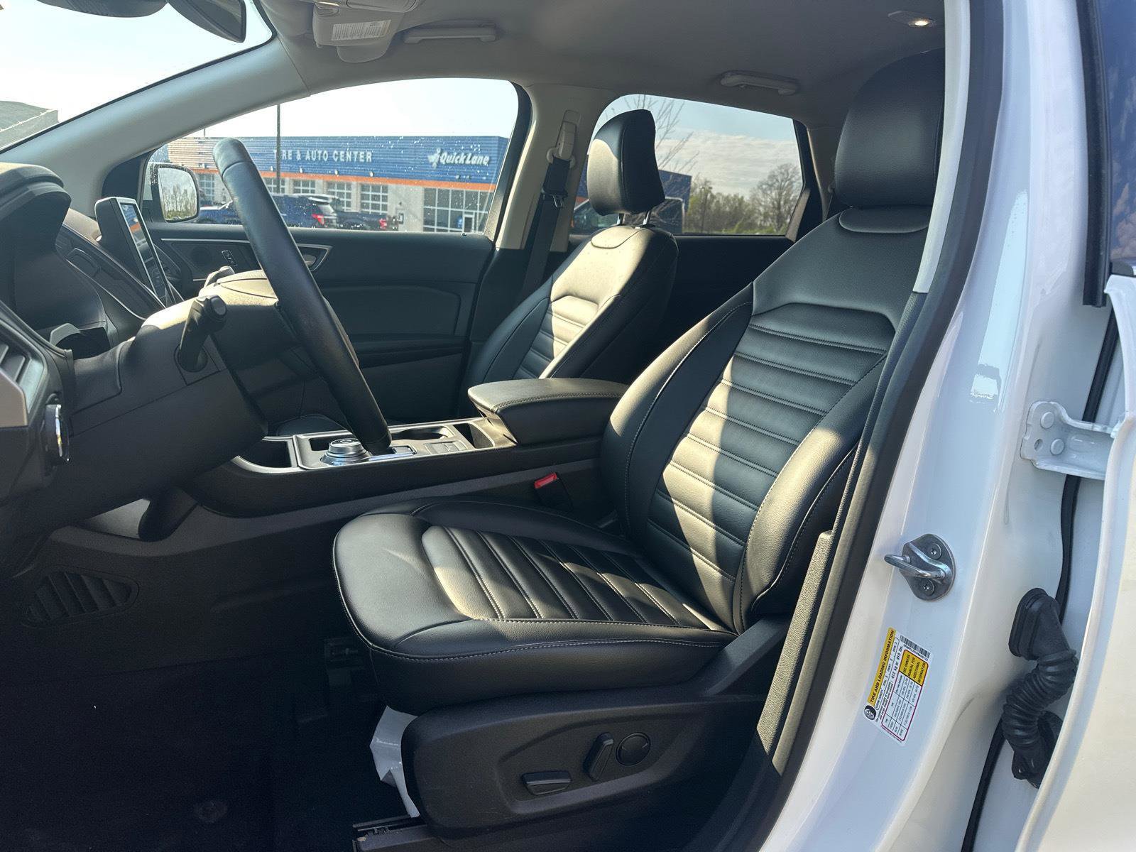 Certified 2023 Ford Edge SEL w/ Convenience Package AWD/4WD image 6